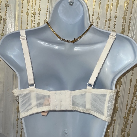 NWT bridal bra VS 34DDD /F crystals and white lace - Picture 10 of 17